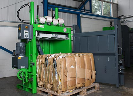 cardboard baler 825